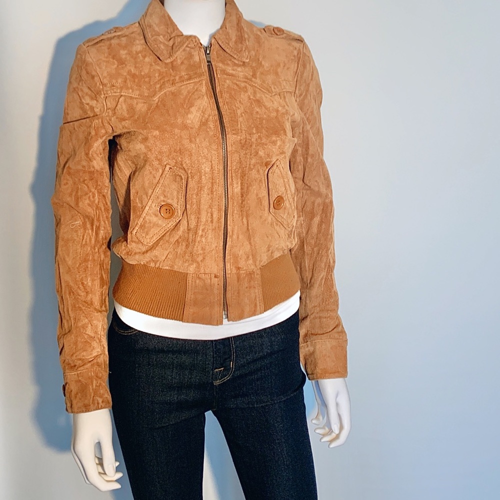 Suede Bomber in Camel